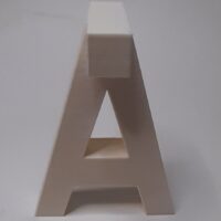 Instalación de impresión 3D de letras grandes | 3D printing installation of large letters | 3д печать инсталляции из больших букв