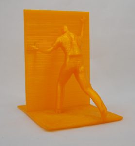 Impresión 3D de un sujetalibros con forma de figura humana | 3D printing of a book holder in the form of a human figurine | 3д печать держателя книг в виде фигурки человека