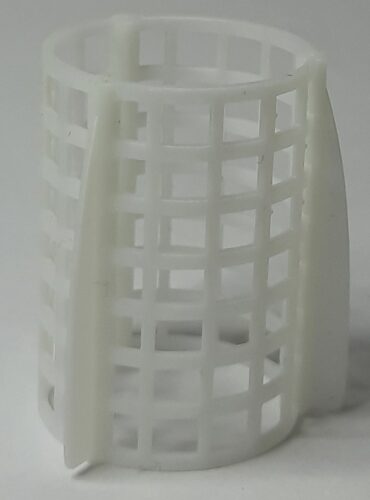Impresión 3D de jaulas de pájaros a partir de fotopolímero blanco. Pieza impresa en 3D | 3D printing of bird cages from white photopolymer. 3D printed part