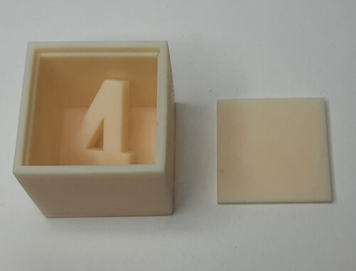 Impresión en 3D de cajas de regalo. Pieza impresa | 3D printing of gift boxes.Printed part