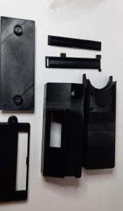 Impresión en 3D de la carcasa del aparato. Piezas impresas | 3D printing of the housing of the device. Printed parts